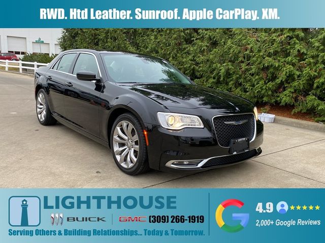 2017 Chrysler 300 Limited