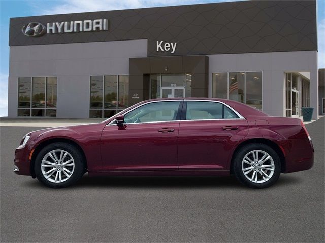 2017 Chrysler 300 Limited