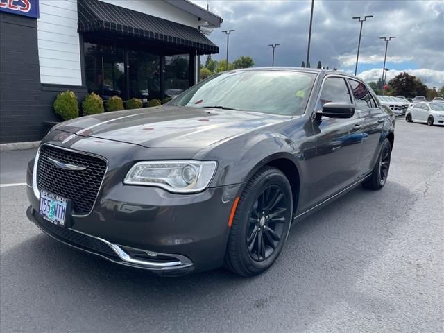 2017 Chrysler 300 Limited