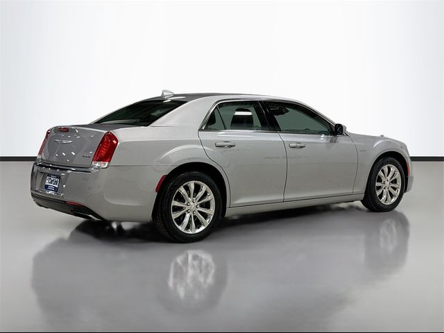 2017 Chrysler 300 Limited