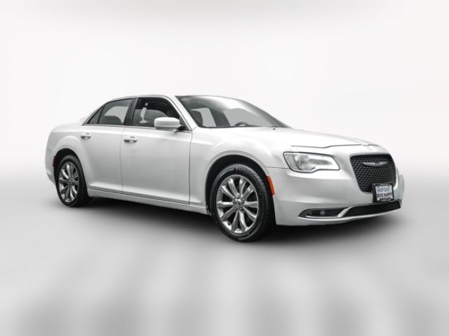 2017 Chrysler 300 Limited