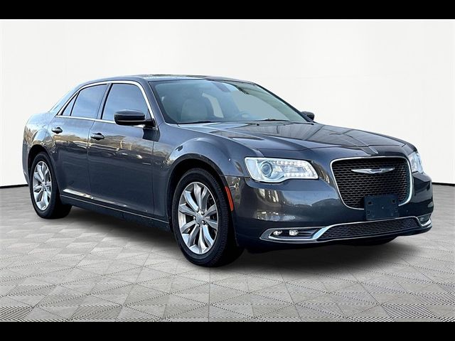 2017 Chrysler 300 Limited