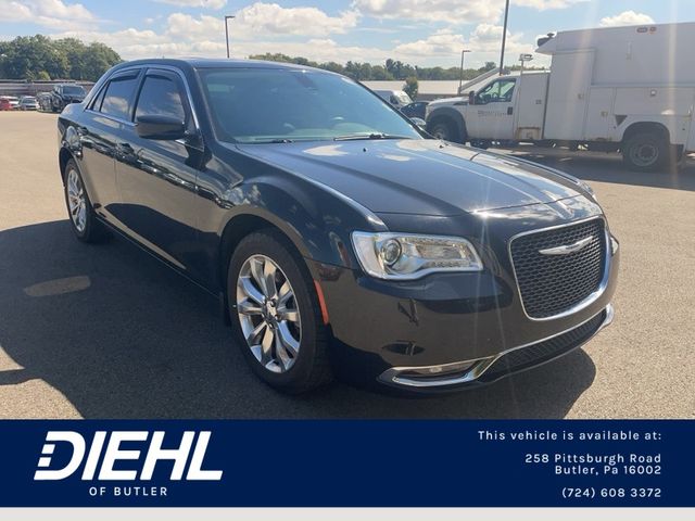 2017 Chrysler 300 Limited