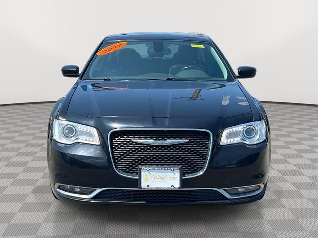 2017 Chrysler 300 Limited