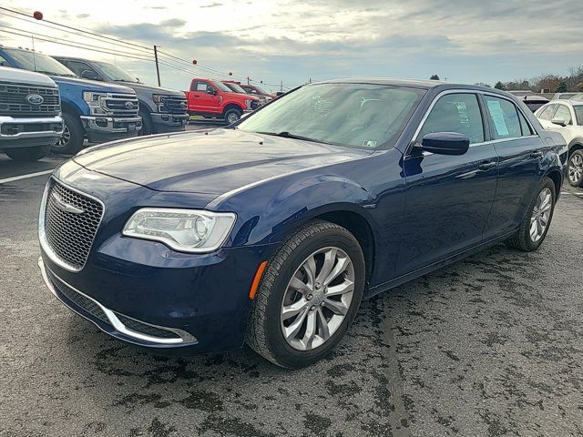 2017 Chrysler 300 Limited