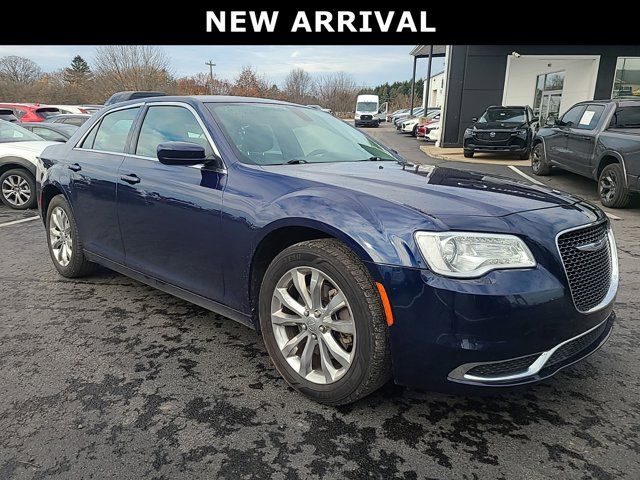 2017 Chrysler 300 Limited