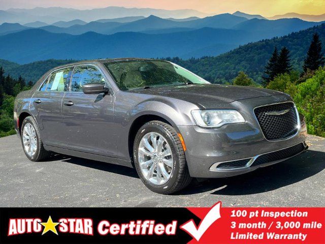 2017 Chrysler 300 Limited