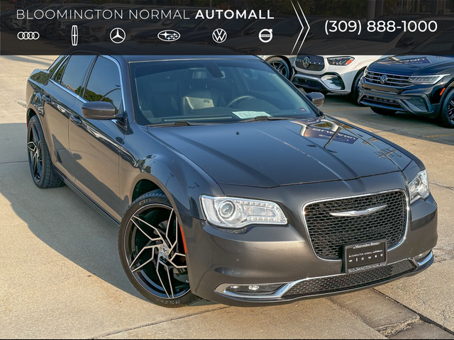 2017 Chrysler 300 Limited