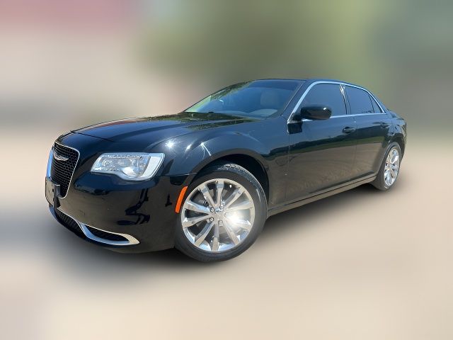 2017 Chrysler 300 Limited