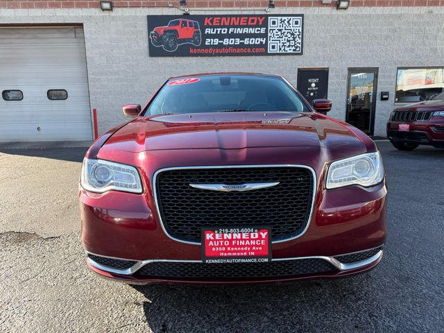 2017 Chrysler 300 Limited