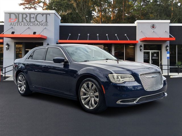 2017 Chrysler 300 Limited