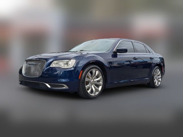 2017 Chrysler 300 Limited