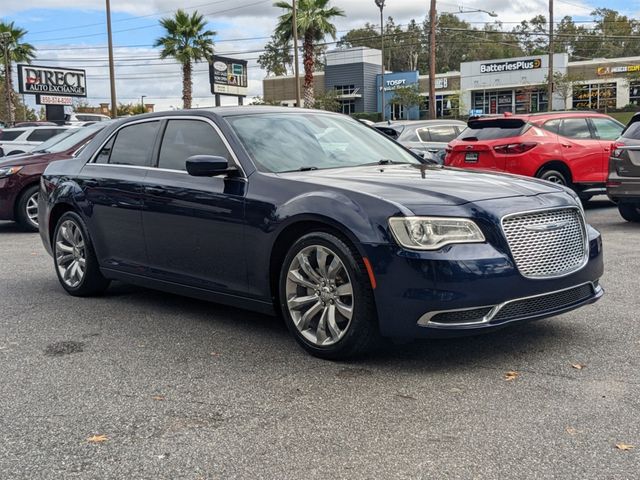 2017 Chrysler 300 Limited