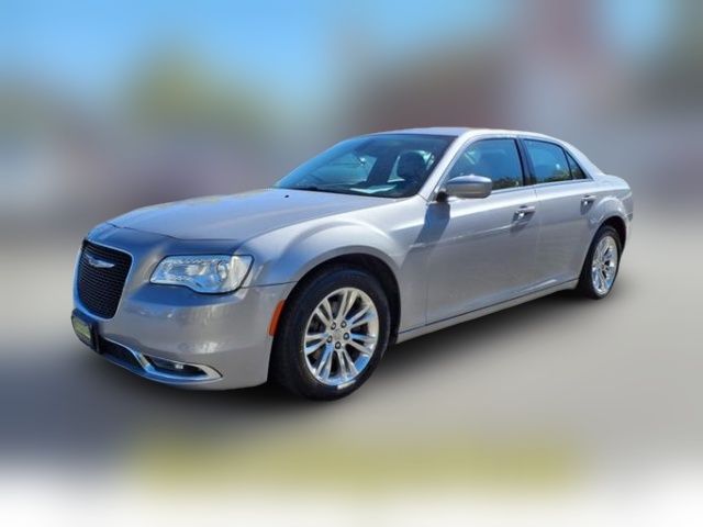 2017 Chrysler 300 Limited