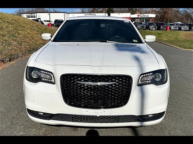 2017 Chrysler 300 300S