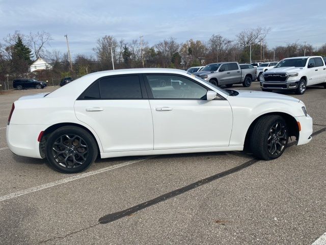 2017 Chrysler 300 300S