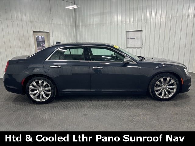 2017 Chrysler 300 300C