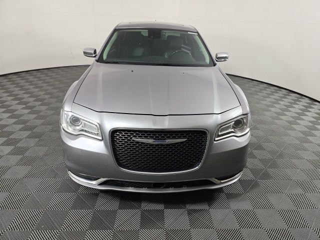 2017 Chrysler 300 300C