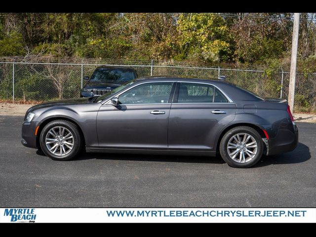 2017 Chrysler 300 300C