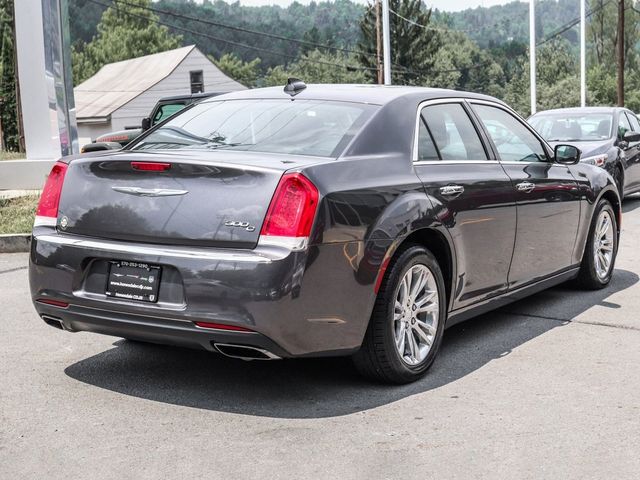 2017 Chrysler 300 300C