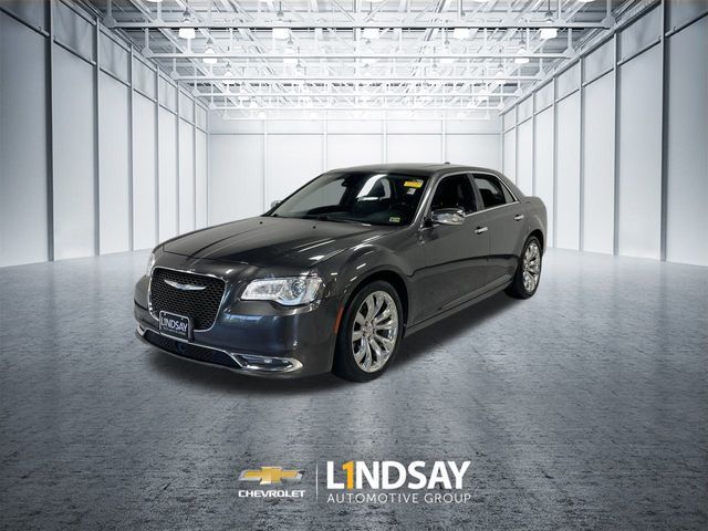 2017 Chrysler 300 300C