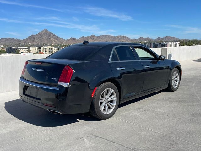 2017 Chrysler 300 300C