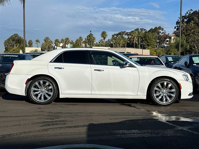 2017 Chrysler 300 300C