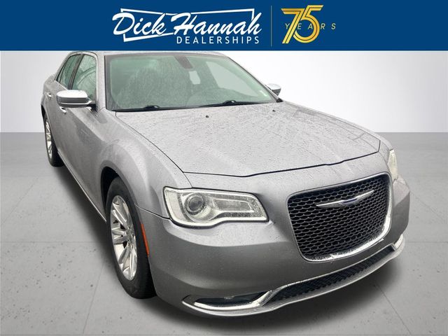 2017 Chrysler 300 300C