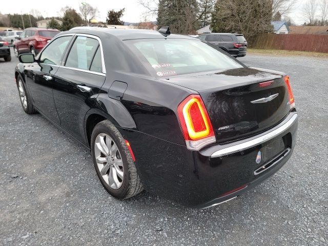 2017 Chrysler 300 300C