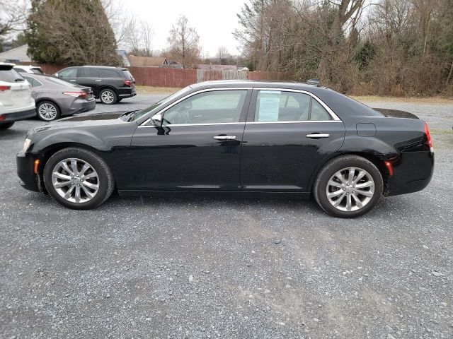 2017 Chrysler 300 300C