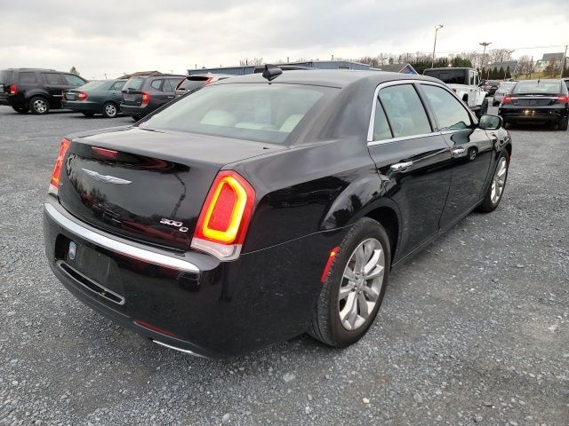 2017 Chrysler 300 300C