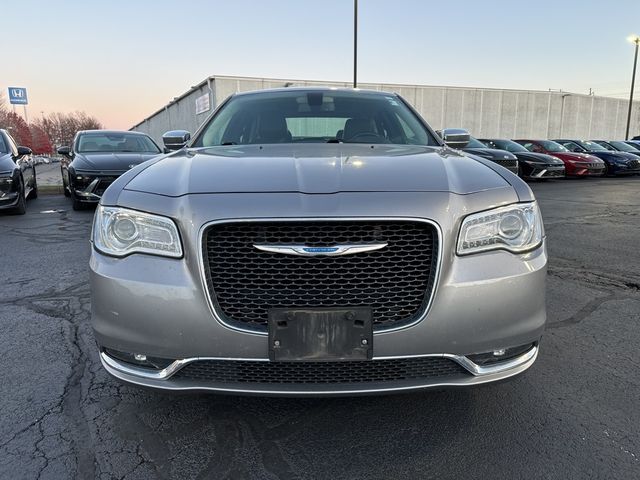 2017 Chrysler 300 300C