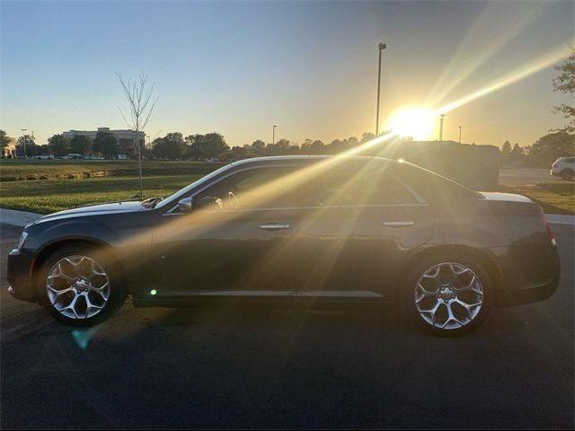 2017 Chrysler 300 300C Platinum