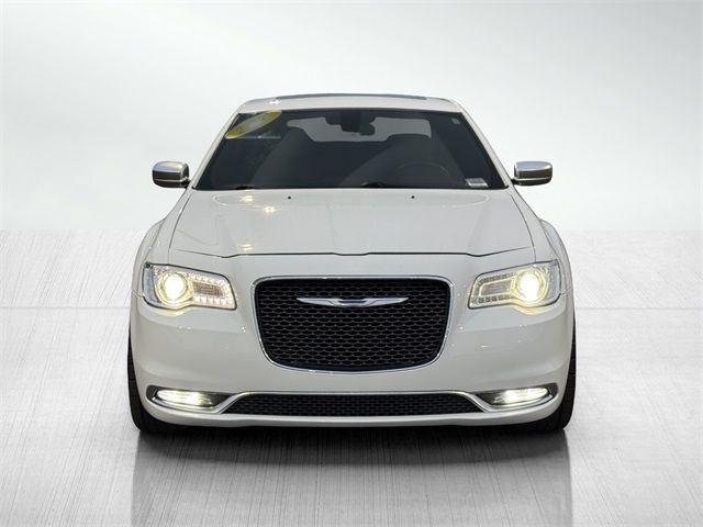 2017 Chrysler 300 300C Platinum