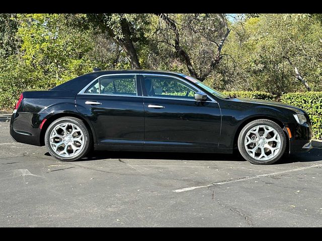 2017 Chrysler 300 300C Platinum