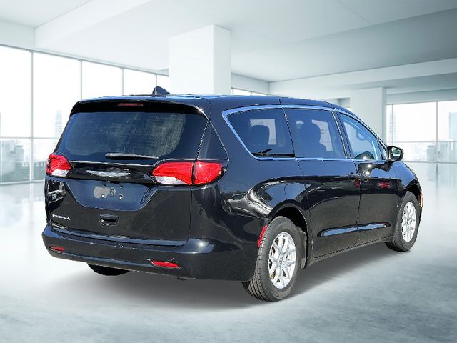 2017 Chrysler Pacifica LX