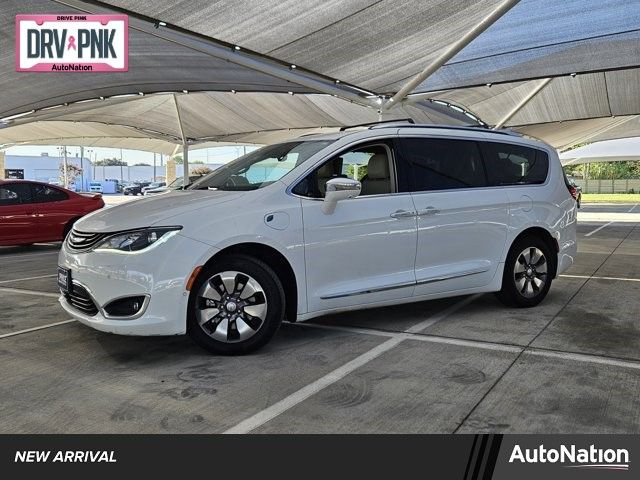 2017 Chrysler Pacifica Hybrid Platinum