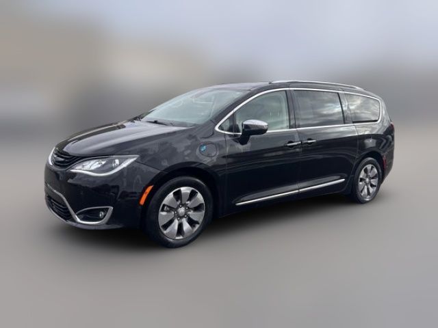 2017 Chrysler Pacifica Hybrid Platinum