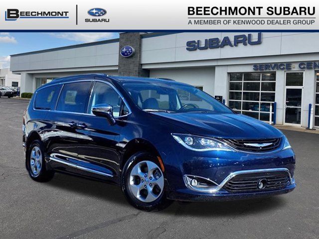 2017 Chrysler Pacifica Hybrid Platinum