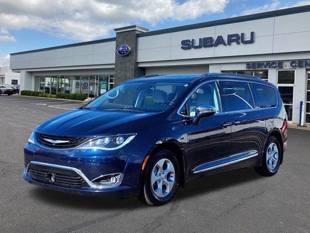 2017 Chrysler Pacifica Hybrid Platinum