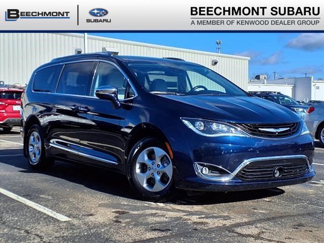 2017 Chrysler Pacifica Hybrid Platinum