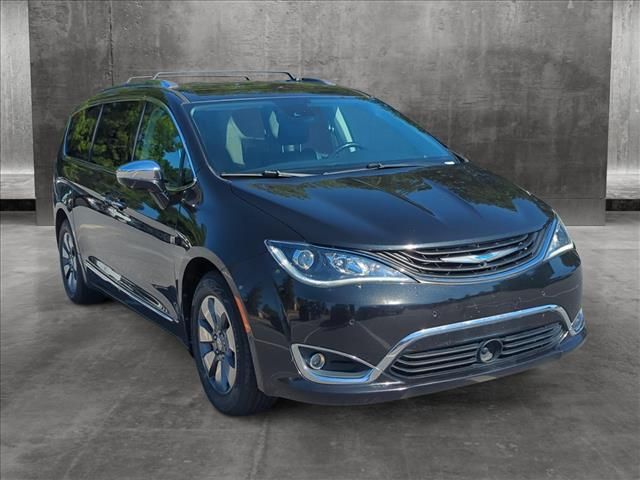 2017 Chrysler Pacifica Hybrid Platinum