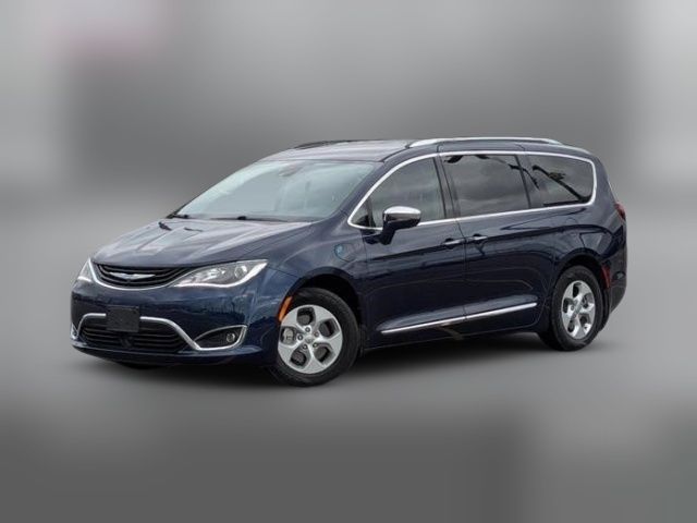 2017 Chrysler Pacifica Hybrid Platinum