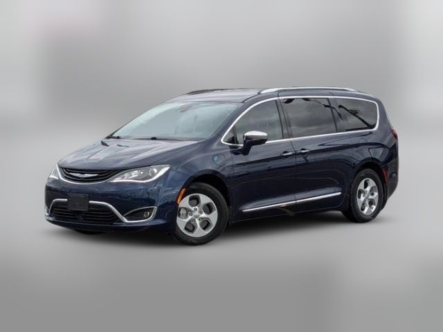 2017 Chrysler Pacifica Hybrid Platinum