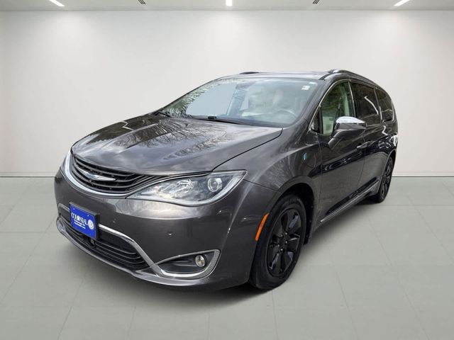 2017 Chrysler Pacifica Hybrid Platinum