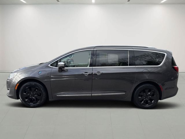 2017 Chrysler Pacifica Hybrid Platinum