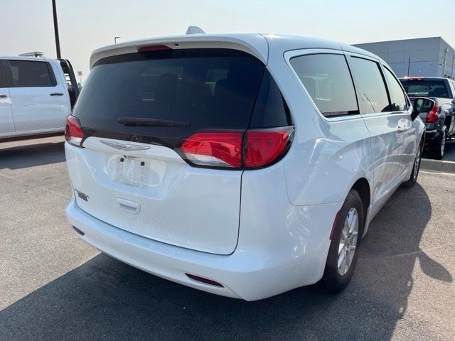 2017 Chrysler Pacifica LX