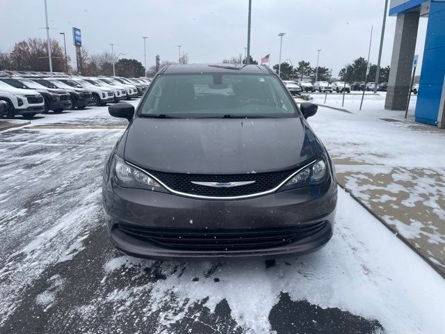 2017 Chrysler Pacifica LX