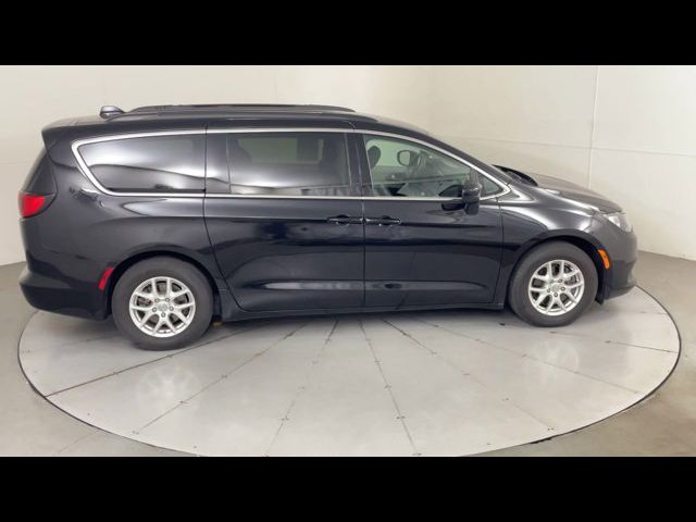 2017 Chrysler Pacifica LX