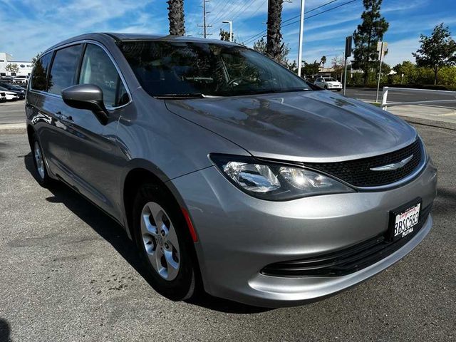 2017 Chrysler Pacifica LX